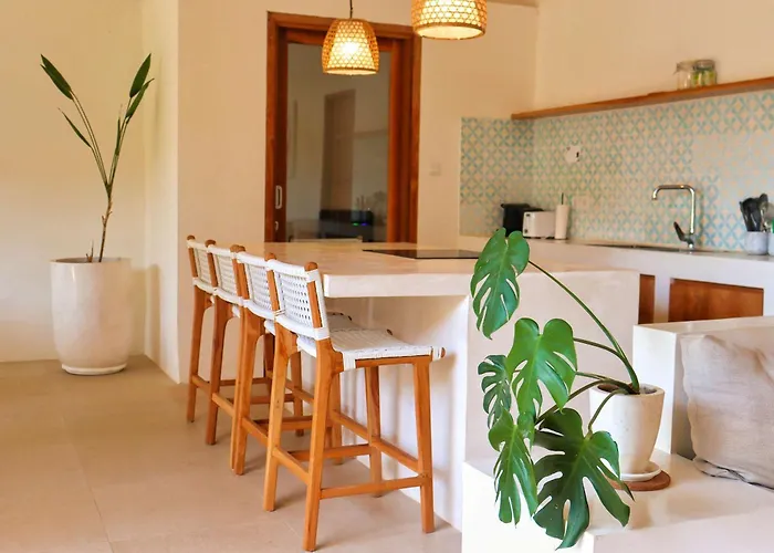 Seseh Beach-twin Celestine Ensuite Bedroom 2 In Shared Villa-650m To 別荘 *