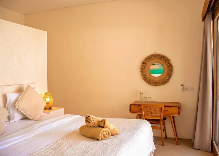 Seseh Beach-twin Celestine Ensuite Bedroom 2 In Shared Villa-650m To *