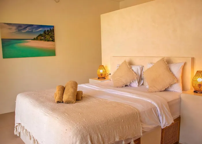 Seseh Beach-twin Celestine Ensuite Bedroom 2 In Shared Villa-650m To Cemagi
